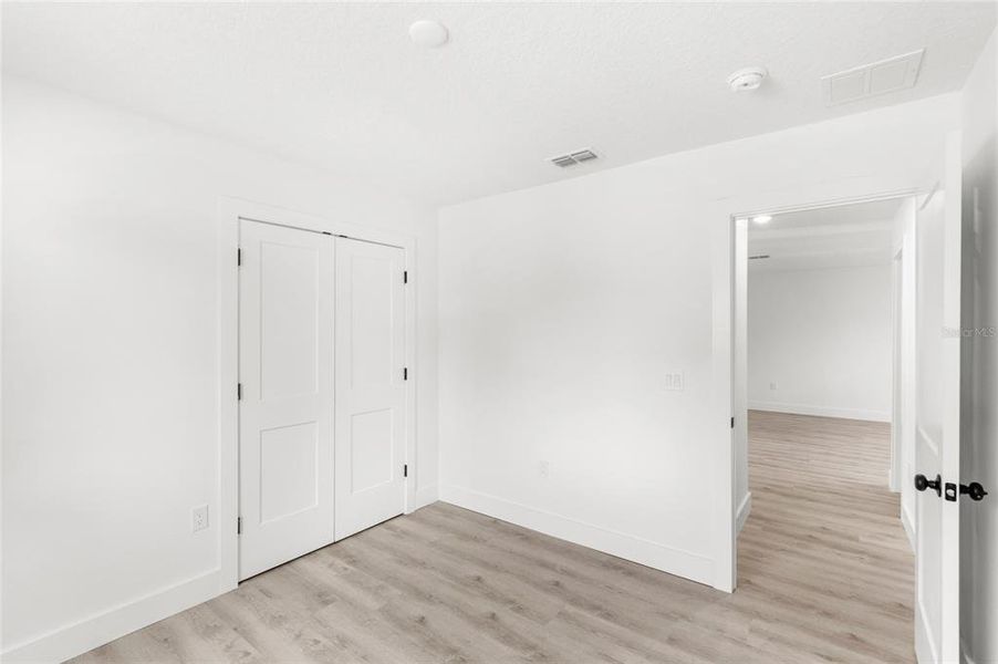 Spacious, unfurnished interior of a new home in , Winter Garden (Image 32).