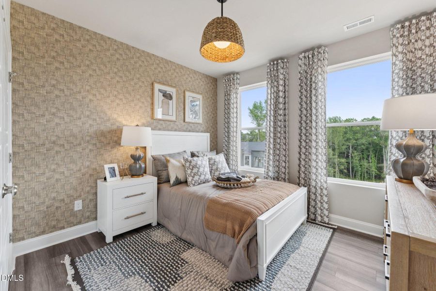 8-web-or-mls-DSC08048 8-web-or-mls-DSC08048