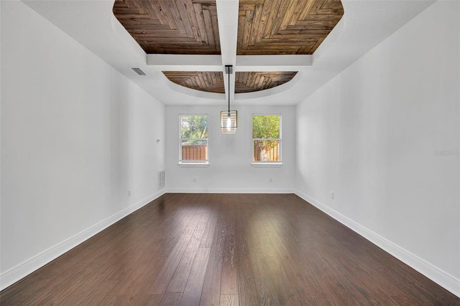 Spacious, unfurnished interior of a new home in , Apopka (Image 15).