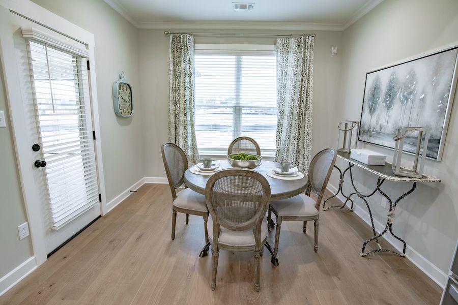 Representative furnished interior of a home built from the Willow by Grant & Co in Manor at Hall Creek, Arlington (Image 75).