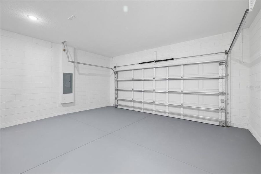 Spacious, unfurnished interior of a new home in , Poinciana (Image 21).