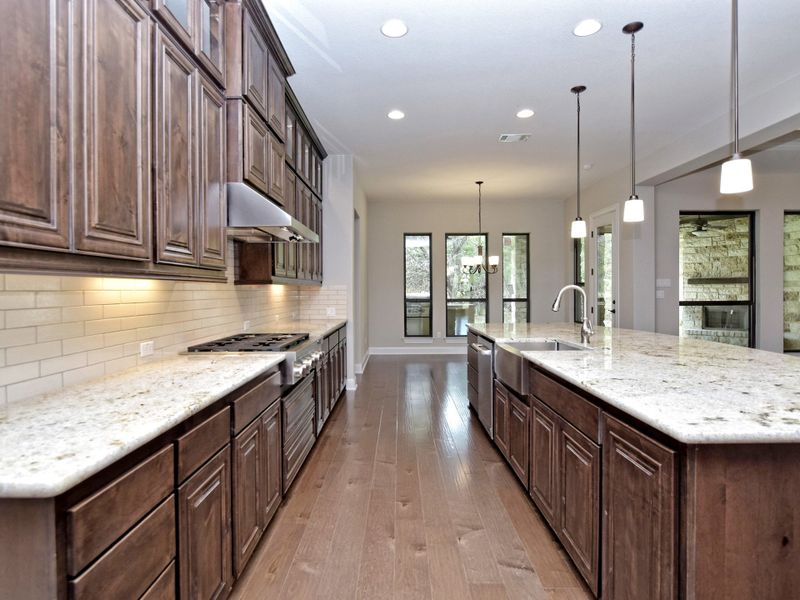 Representative furnished interior of a home built from the Avalon by Giddens Homes in Scofield Farms Estates, Georgetown (Image 109).