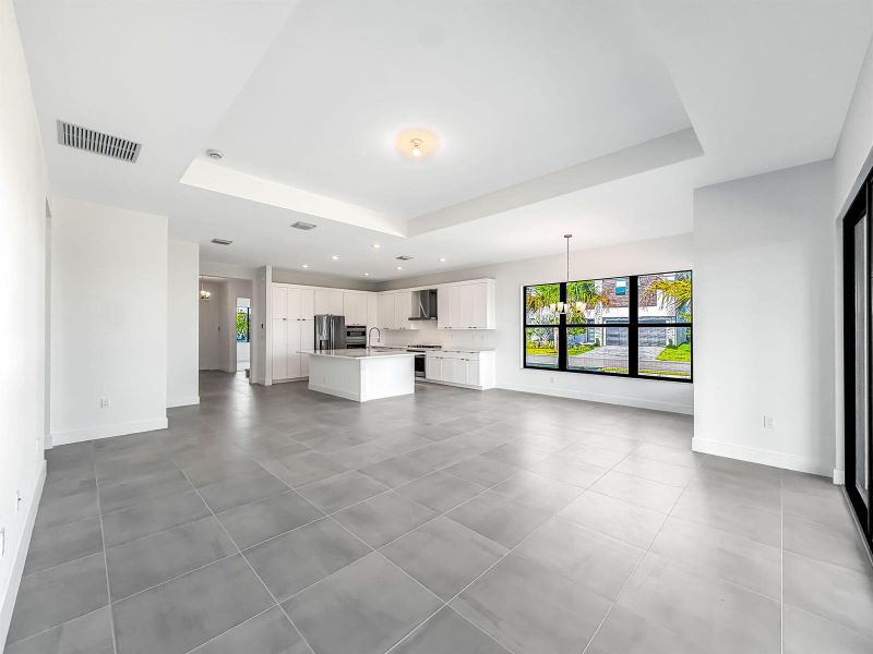 41-web-or-mls-JOY06535