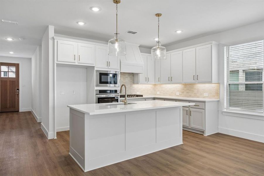 Furnished interior view inside a new home in , McKinney (Image 11).