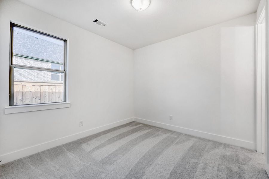 180 Buffalo - Bedroom