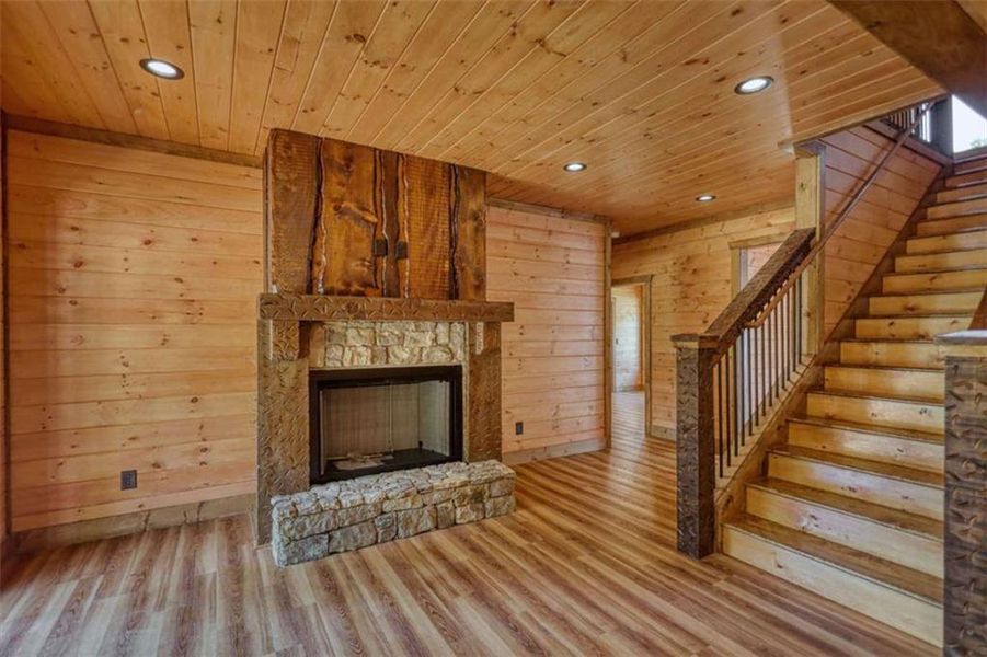 Image 67 of a home in .