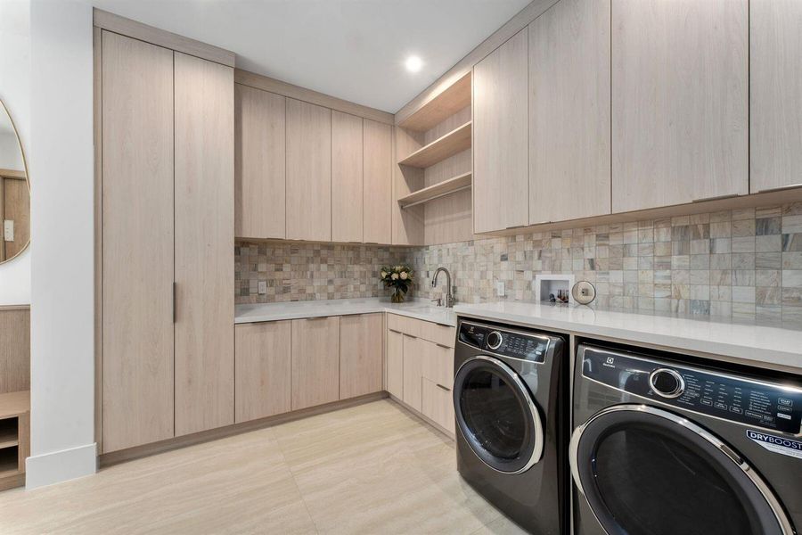2400 Barcelona Dr_1oakstudios_60