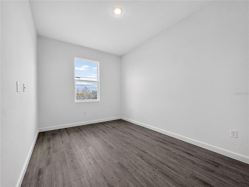 Spacious, unfurnished interior of a new home in , Davenport (Image 24).