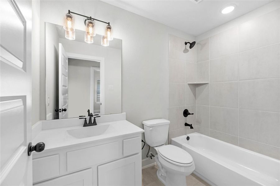 Furnished interior view inside a new home in Sunterra (Katy ISD), Katy (Image 6). Furnished interior view inside a new home in Sunterra (Katy ISD), Katy (Image 6).