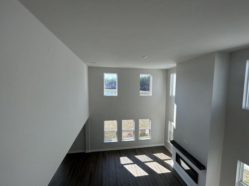 Spacious, unfurnished interior of a new home in , Ravenel (Image 17).