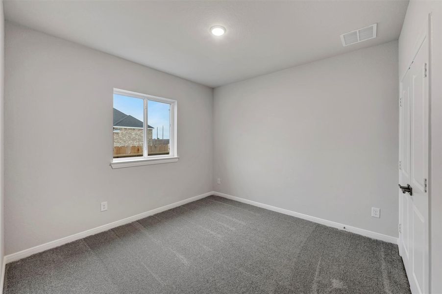 Spacious, unfurnished interior of a new home in The Grand Prairie 50’, Hockley (Image 22).