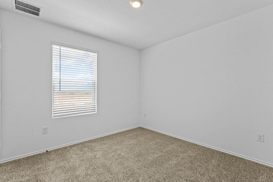 Spacious, unfurnished interior of a new home in Prairie Lakes, Buda (Image 38).