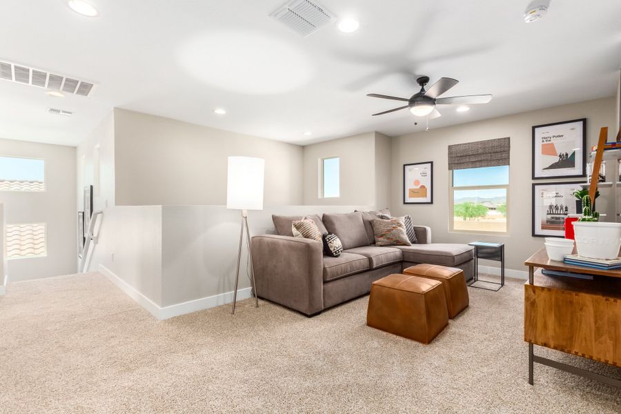 Representative furnished interior of a home built from the 40R3 by Taylor Morrison in Rancho Mercado, Surprise (Image 20).