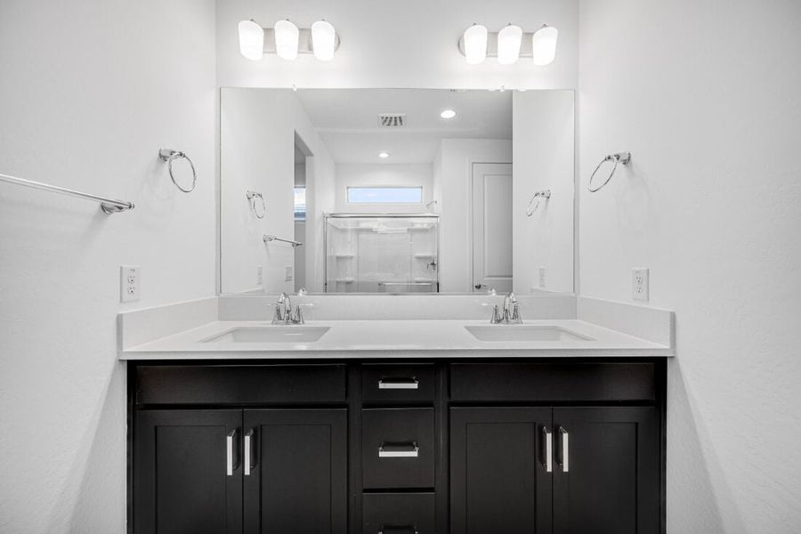 Representative furnished interior of a home built from the Sandstone by Taylor Morrison in Artisan at Asante Discovery Collection, Surprise (Image 9). Representative furnished interior of a home built from the Sandstone by Taylor Morrison in Artisan at Asante Discovery Collection, Surprise (Image 9).