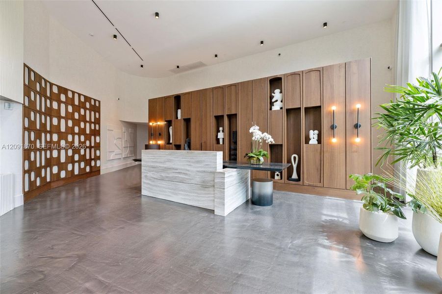 Image 73 of a home in .