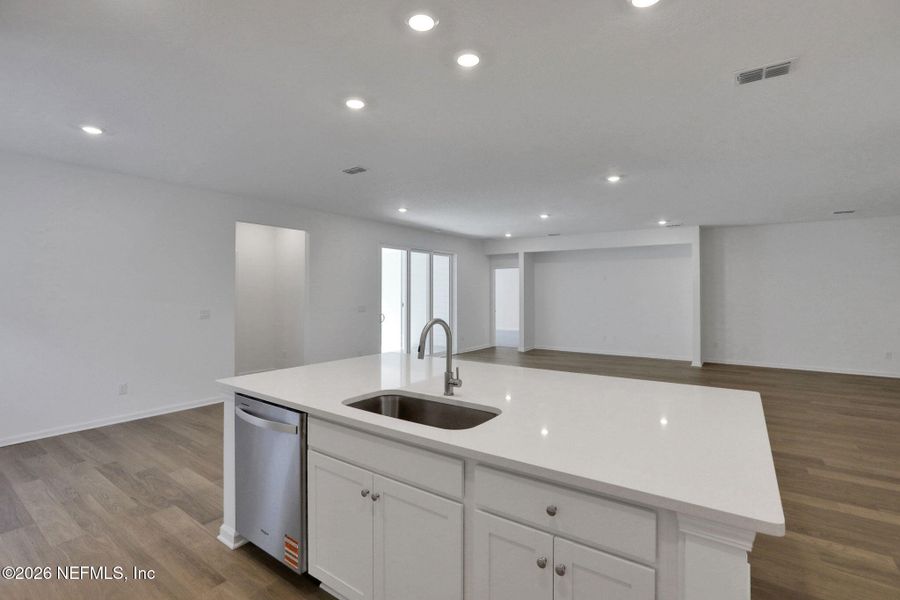 Furnished interior view inside a new home in Jennings Farm, Middleburg (Image 9).