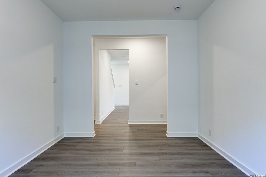 Spacious, unfurnished interior of a new home in Arcadia Ridge, San Antonio (Image 25).