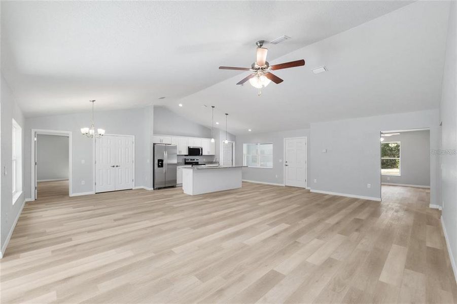 Spacious, unfurnished interior of a new home in , Dunnellon (Image 15).