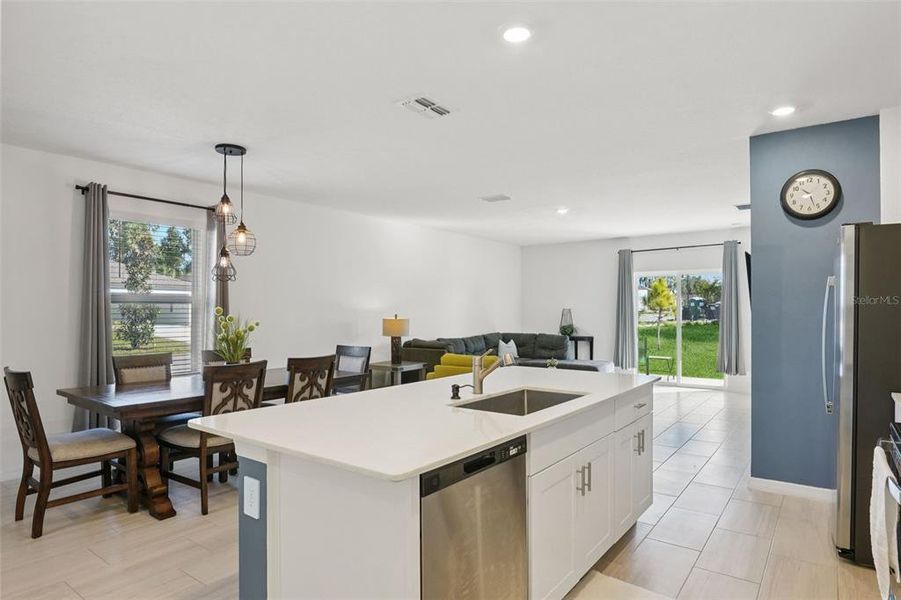 Furnished interior view inside a new home in Park East: The Manors, Plant City (Image 29). Furnished interior view inside a new home in Park East: The Manors, Plant City (Image 29).