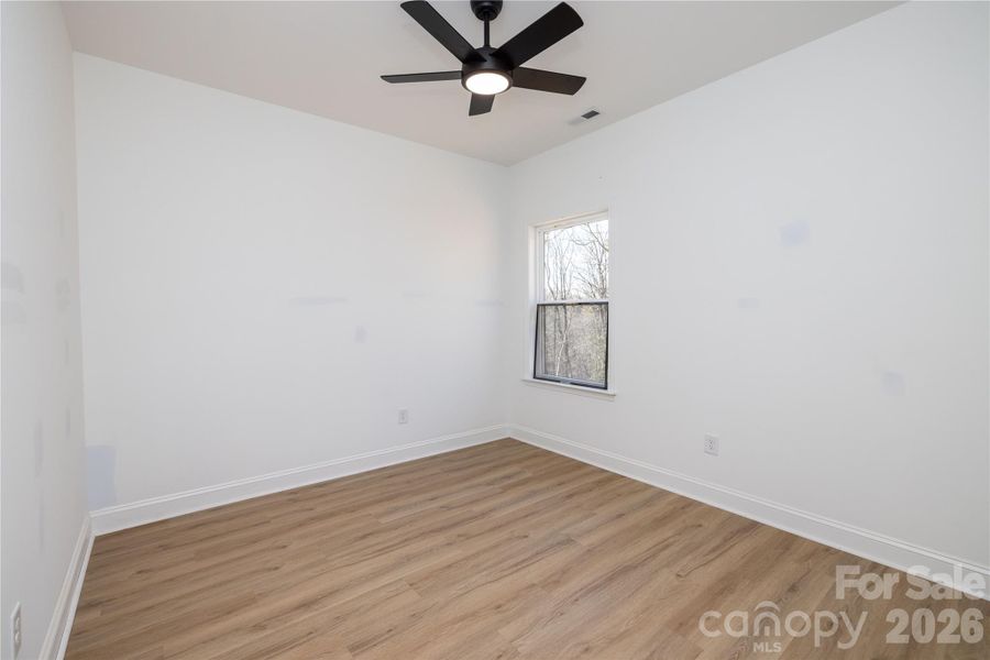 Secondary Bedroom (3)