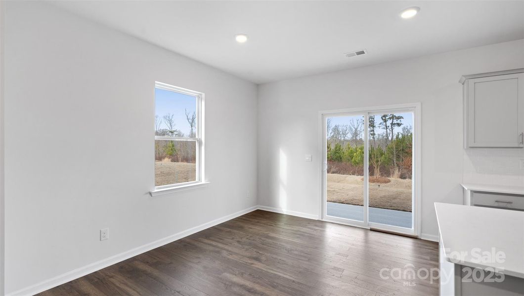 Photos are representative Photos are representative