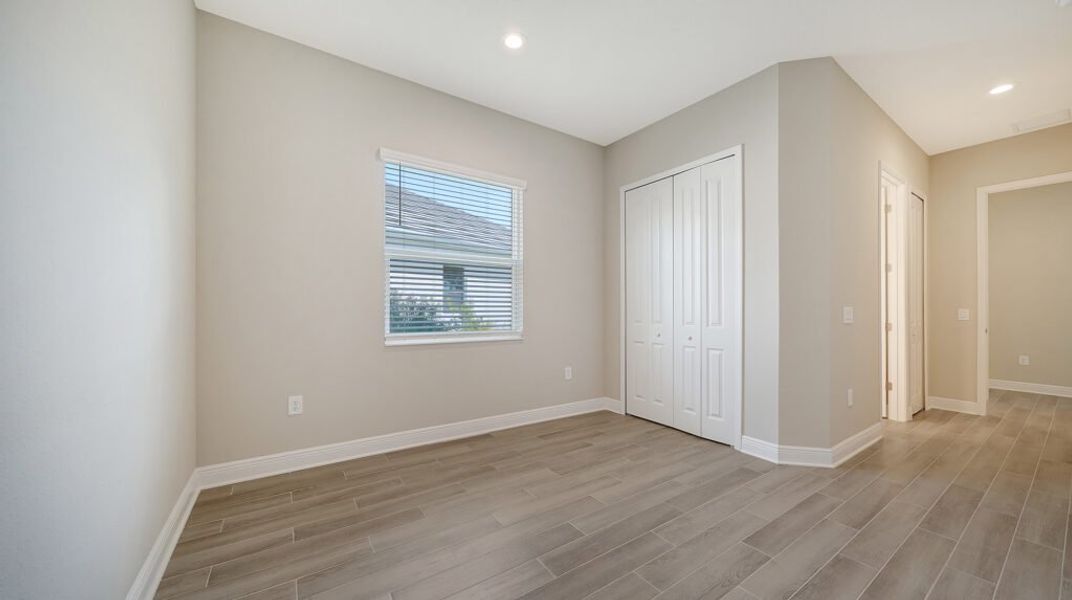 Spacious, unfurnished interior of a new home in Grand Palm, Venice (Image 28). Spacious, unfurnished interior of a new home in Grand Palm, Venice (Image 28).