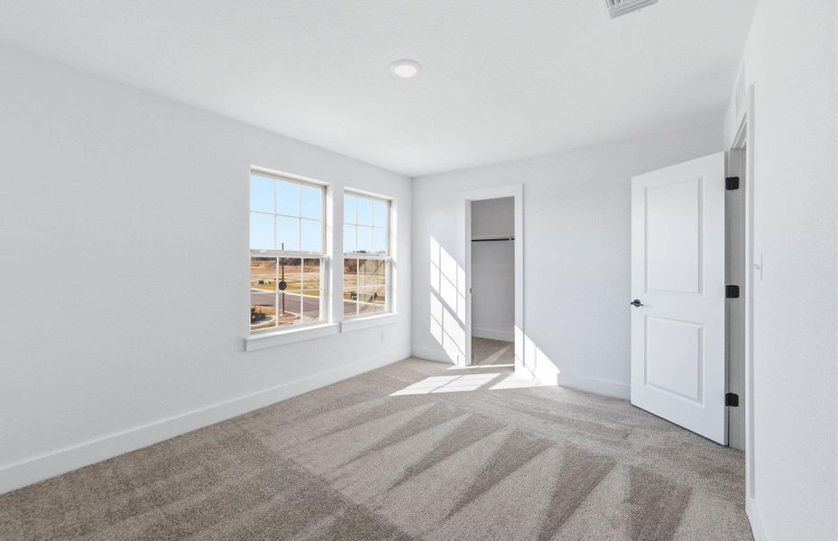 Spacious, unfurnished interior of a new home in Cameron Place, Manor (Image 12).