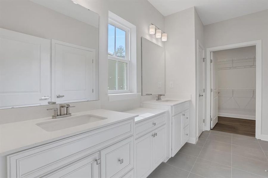 Furnished interior view inside a new home in Crystal Falls, Dawsonville (Image 11).