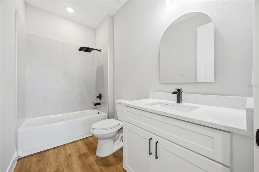 Furnished interior view inside a new home in , Winter Haven (Image 6).