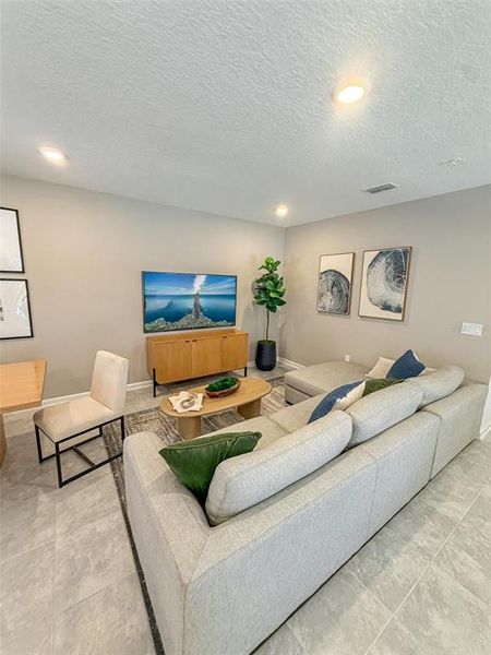 Furnished interior view inside a new home in , Orlando (Image 6).