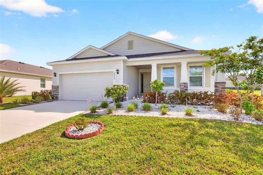 Front exterior of a new home in , Ocala, FL, highlighting curb appeal (Image 25).