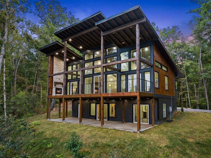 Image 45 of a home in .