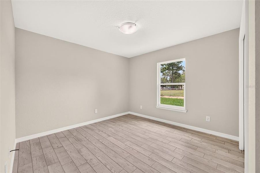 Spacious, unfurnished interior of a new home in , Ocala (Image 34).