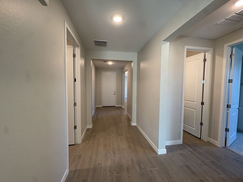 Spacious, unfurnished interior of a new home in Harvest at Citrus Park, Goodyear (Image 10).