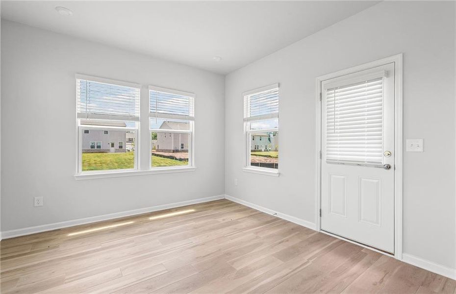 Spacious, unfurnished interior of a new home in Anderson Point, McDonough (Image 28).