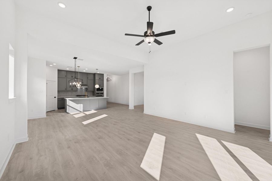 Spacious, unfurnished interior of a new home in Colton 45' Homesites, Todd Mission (Image 23). Spacious, unfurnished interior of a new home in Colton 45' Homesites, Todd Mission (Image 23).