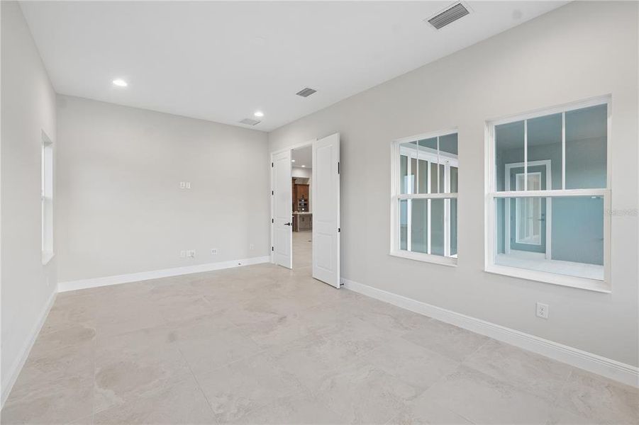 Spacious, unfurnished interior of a new home in , Zephyrhills (Image 55).