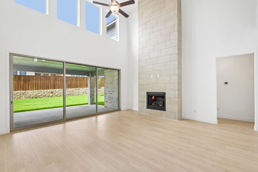 Spacious, unfurnished interior of a new home in The Ranch at Uptown Celina, Celina (Image 21).