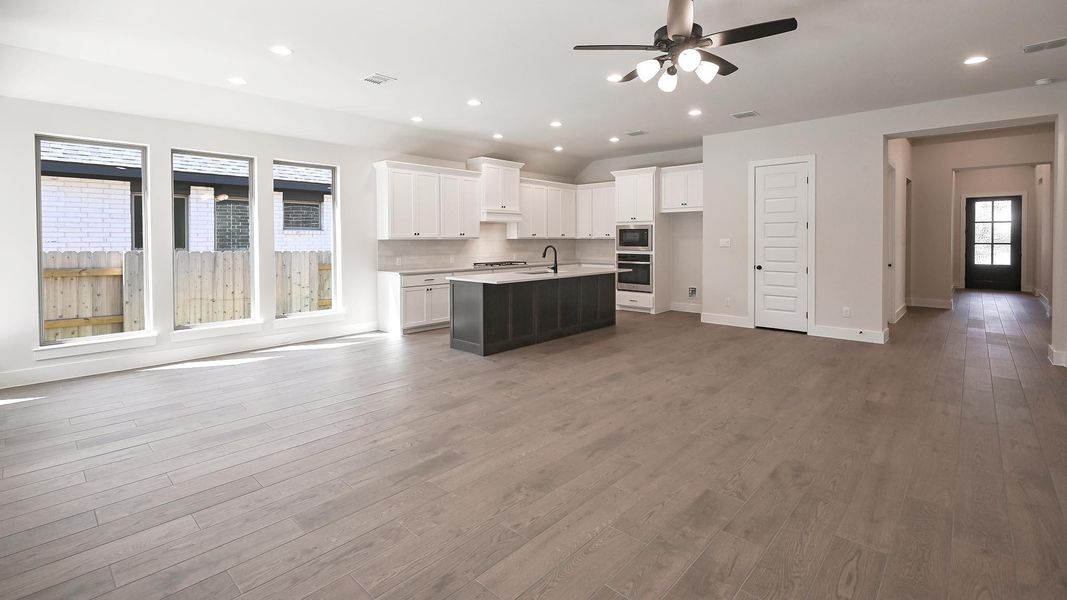 Spacious, unfurnished interior of a new home in Crosswinds, Kyle (Image 16). Spacious, unfurnished interior of a new home in Crosswinds, Kyle (Image 16).
