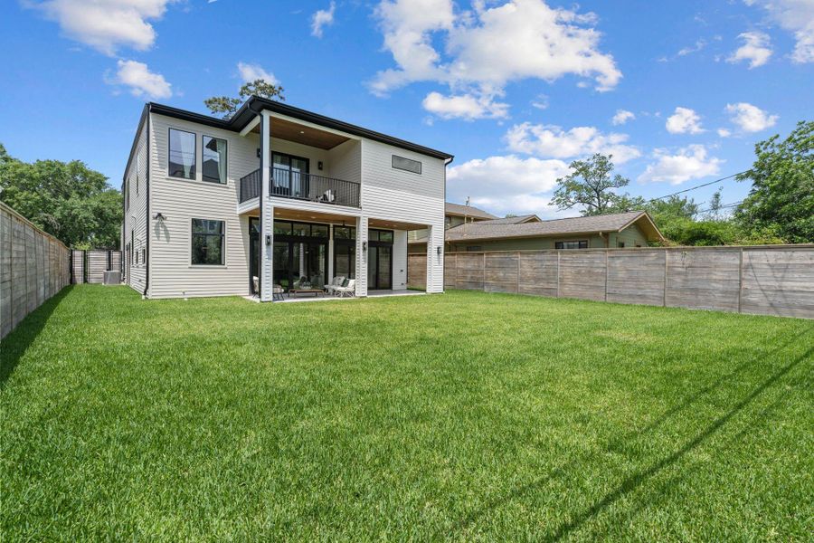 Exterior details and patio area of a home in , Houston (Image 23).