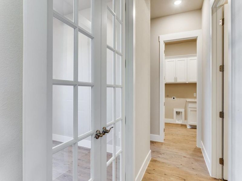 Spacious, unfurnished interior of a new home in Ladera at the Reserve, Mansfield (Image 25).