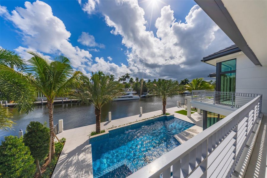 Exterior details and patio area of a home in , Fort Lauderdale (Image 45).