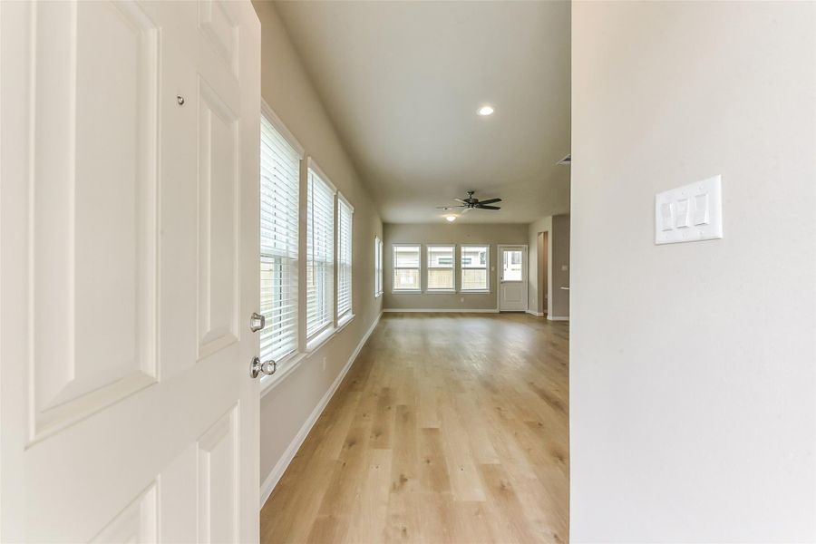 Spacious, unfurnished interior of a new home in King Oaks Village, Baytown (Image 28). Spacious, unfurnished interior of a new home in King Oaks Village, Baytown (Image 28).