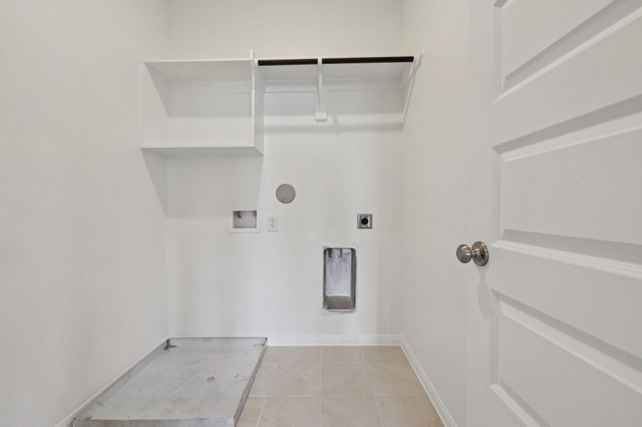 Photo is not of the actual home but is an inspirational photo of builder’s model home and may depict options, furnishings, and/or decorator features that are not included. Photo is not of the actual home but is an inspirational photo of builder’s model home and may depict options, furnishings, and/or decorator features that are not included.