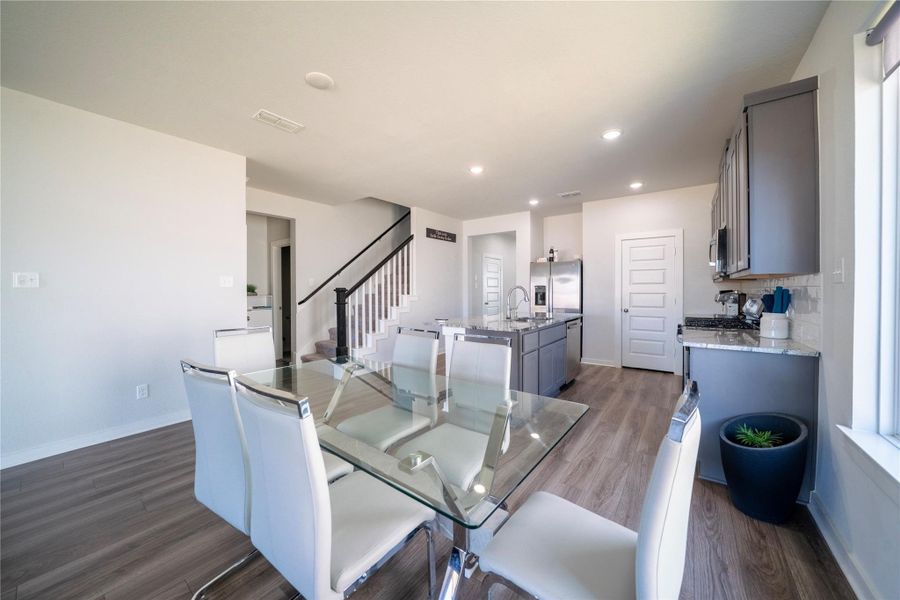 Furnished interior view inside a new home in Mason Woods, Cypress (Image 13). Furnished interior view inside a new home in Mason Woods, Cypress (Image 13).