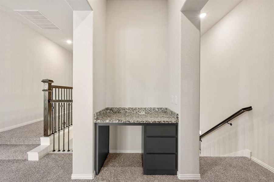 Image 40 of a home in Coyote Crossing.