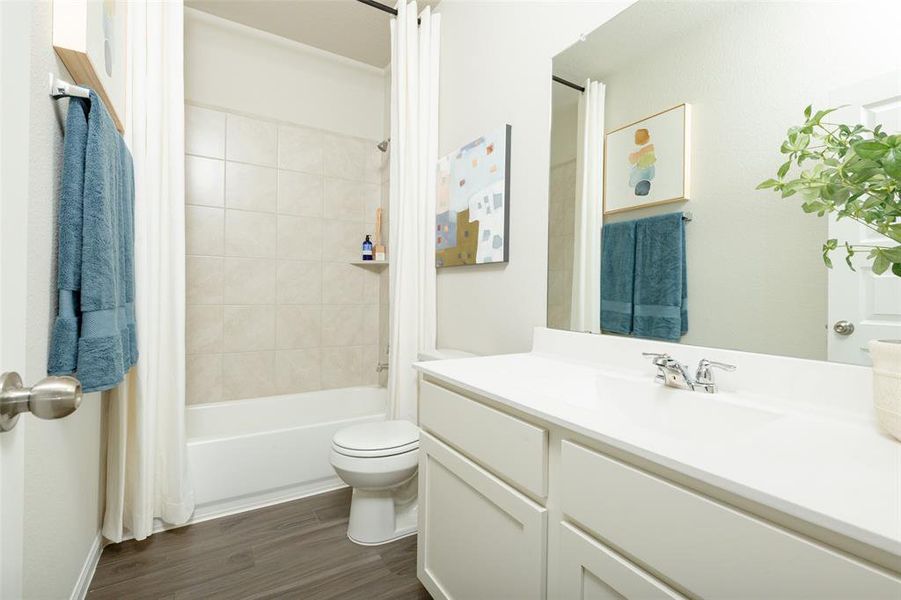 Photos are a representation of the floor plan. Options and interior selections will vary. Photos are a representation of the floor plan. Options and interior selections will vary.