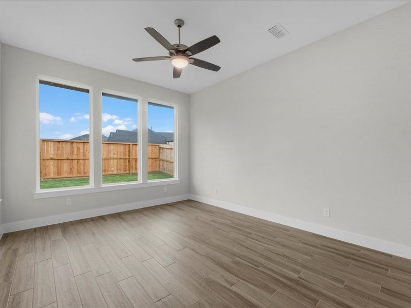 Spacious, unfurnished interior of a new home in Pecan Ridge, Fulshear (Image 18).