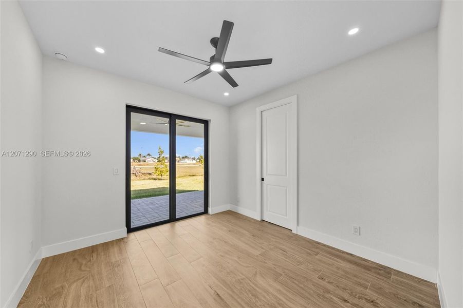 Spacious, unfurnished interior of a new home in , Cape Coral (Image 20). Spacious, unfurnished interior of a new home in , Cape Coral (Image 20).