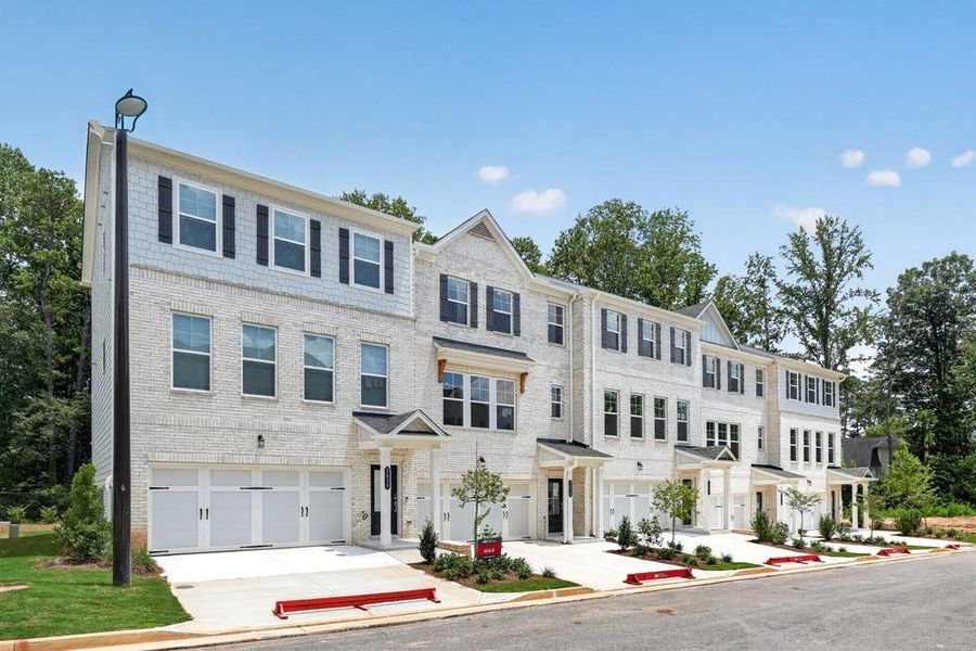 Condo located in Mableton, GA showcasing its design and architecture (Image 5).